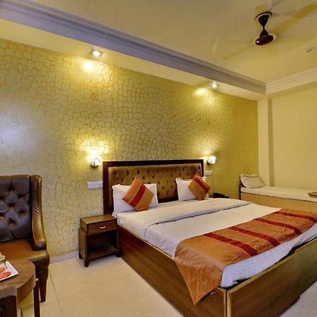 Hotel Diamond Inn Chandigarh Bagian luar foto