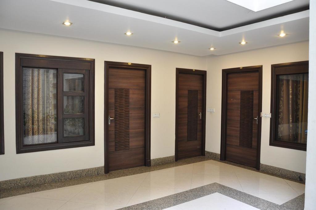 Hotel Diamond Inn Chandigarh Bagian luar foto