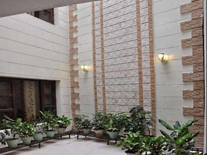 Hotel Diamond Inn Chandigarh Bagian luar foto